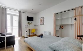 Sleep in Montpellier, Albert, centre, gare, 4 ch, Tram L1, 2, 3&4